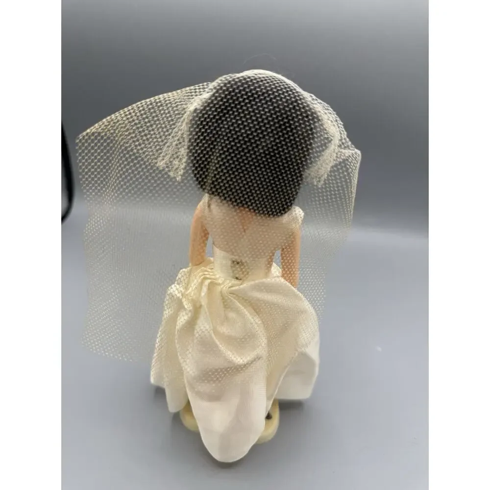 Vintage 1950s 8” Bride Doll Sleep Eyes Wedding Dress Veil Heart Stand